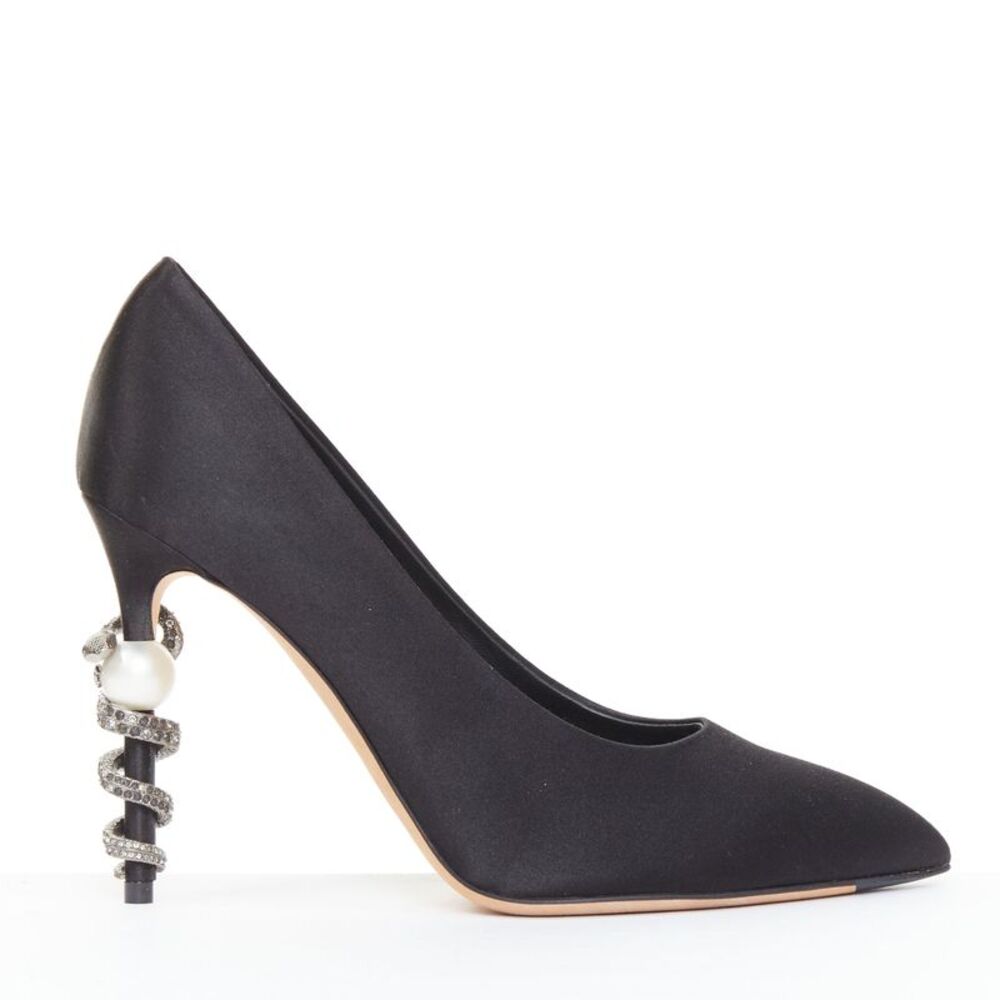 Chanel Serpent Pearl satin CC pearl snake heel pump